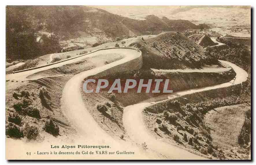 CPA Les Alpes Pittoresques Lacets a la desente du Col de Vars sur Guillestre 