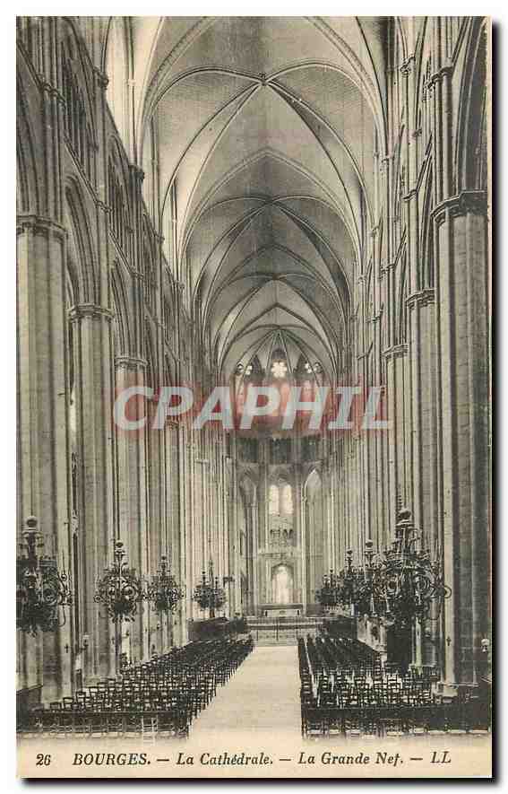 CPA Bourges La Cathedrale La Grande Nef 