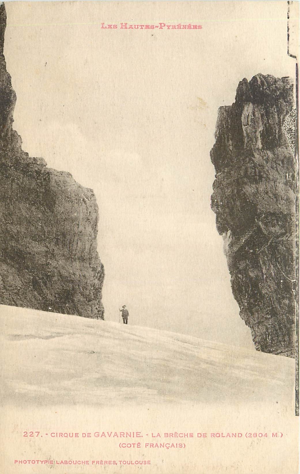 CPA Les Hautes Pyrenees Cirque de Gavarnie La Breche de Roland cote Francais 