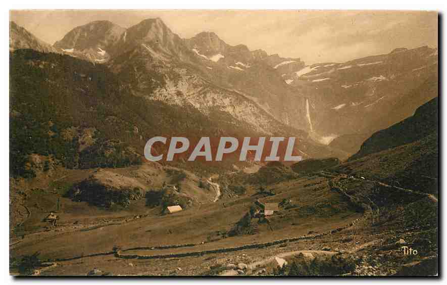 CPA Les Beaux Paysages de France Les Pyrenees Gavarnie Le Cirque 