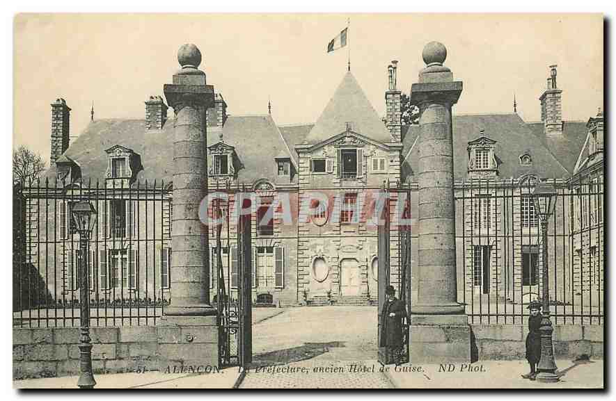 CPA Alencon La Prefecture ancien hotel de Guise 