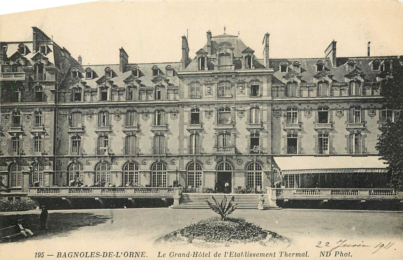 Bagnolles-de-l'Orne — Le Grand-Hôtel de l'Établissement Thermal — ND Phot. 1911