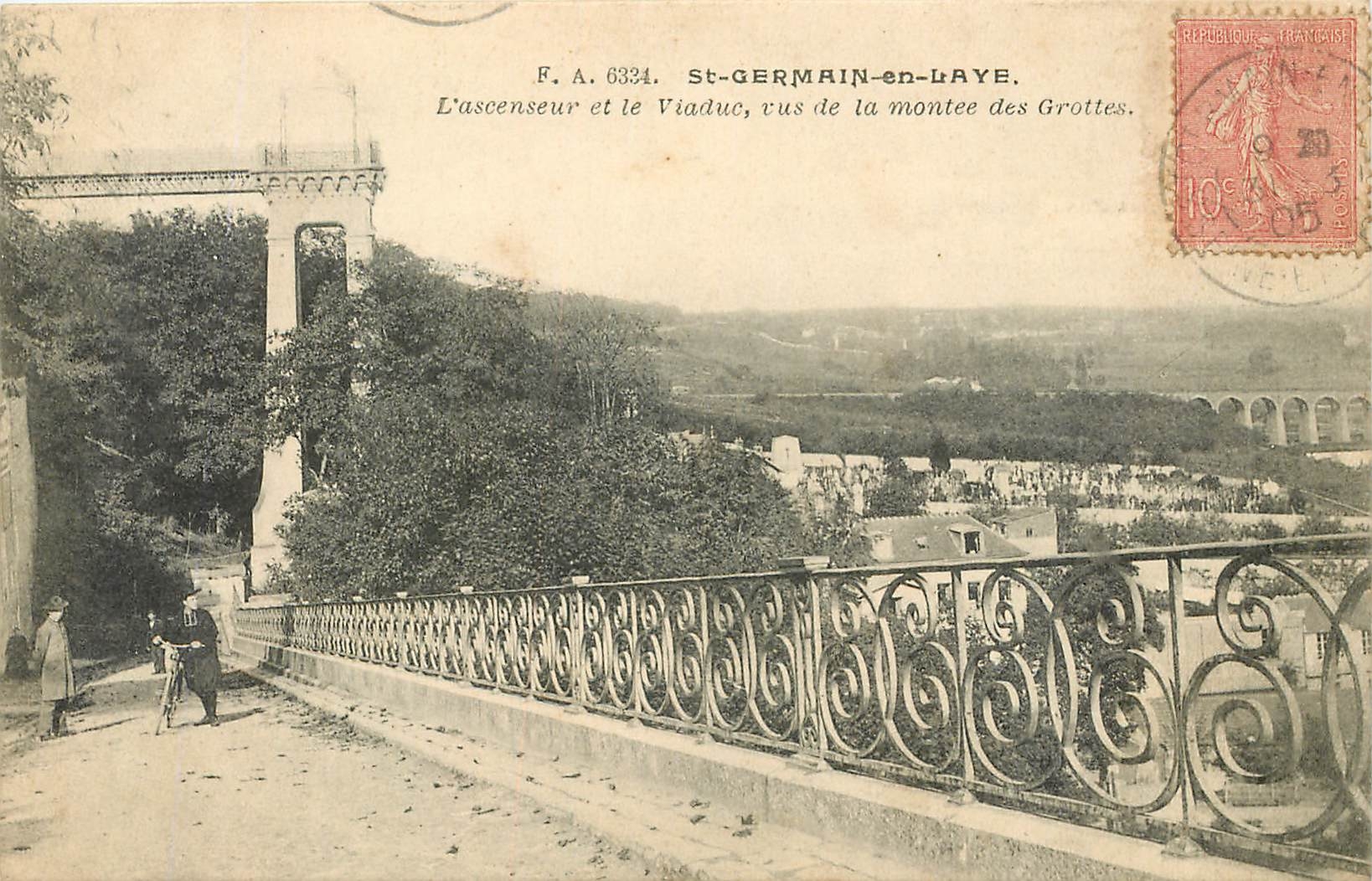 CPA St Germain en Laye L'ascenseur et le Viaduc vus de la montee des Grottes 