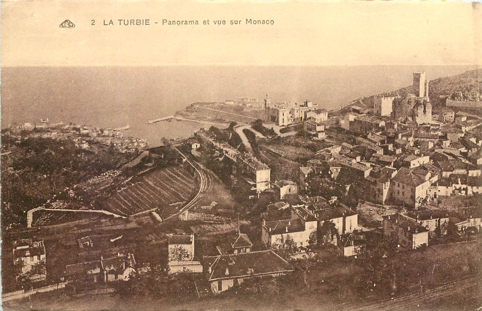 CPA La Turbie Panorama et vue sur Monaco 