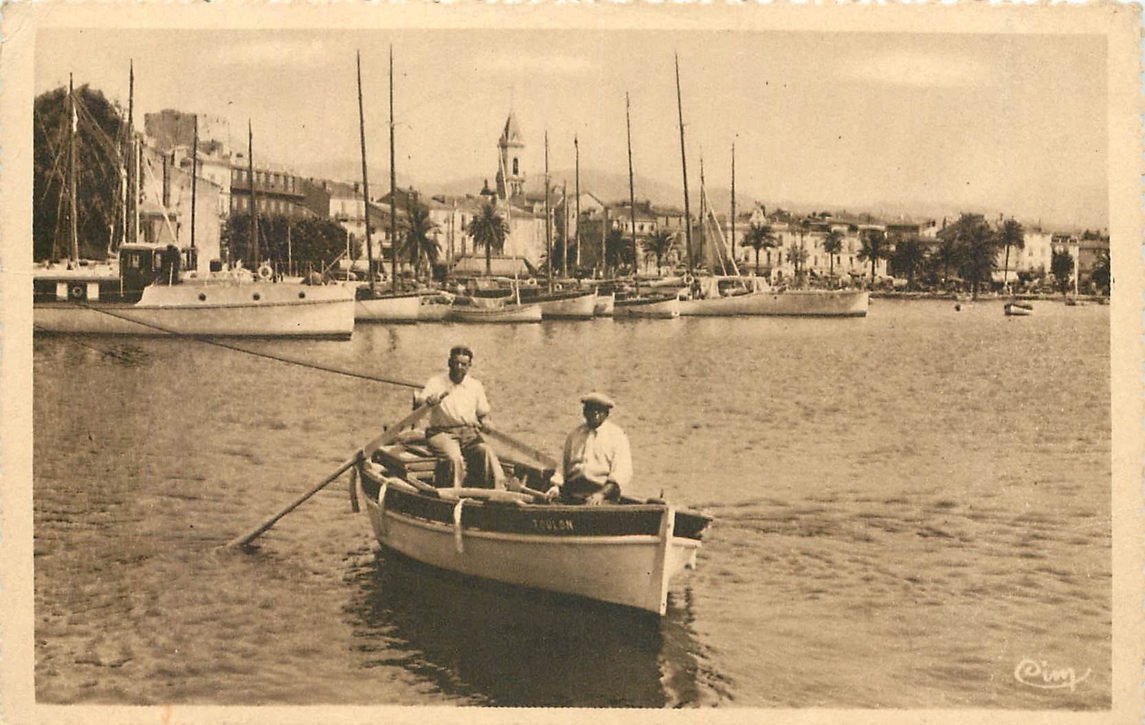 CPA Sanary sur Mer Cue sur le Port Bateaux