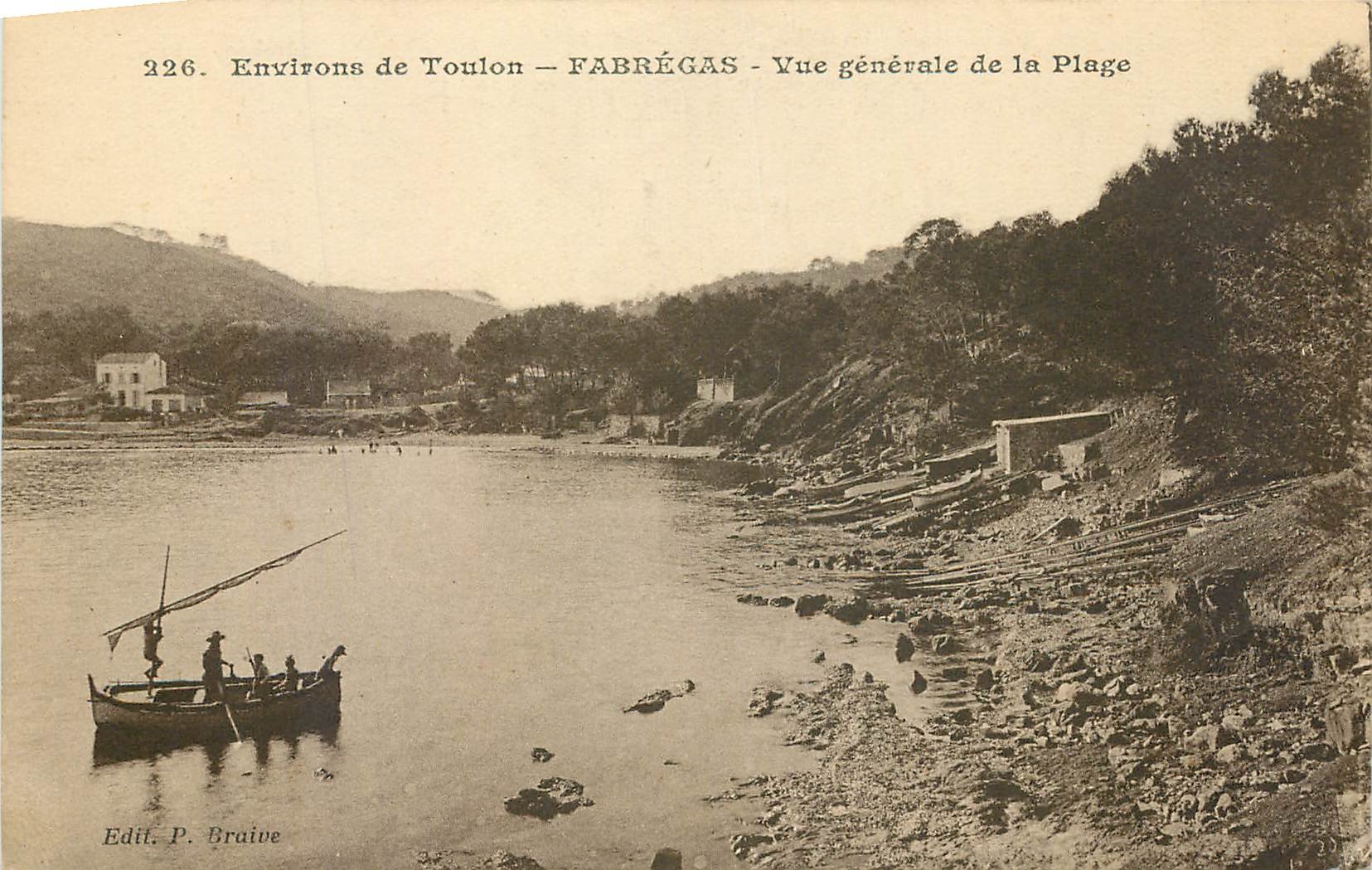 CPA Environs de Toulon Fabregas Vue generale de la Plage 
