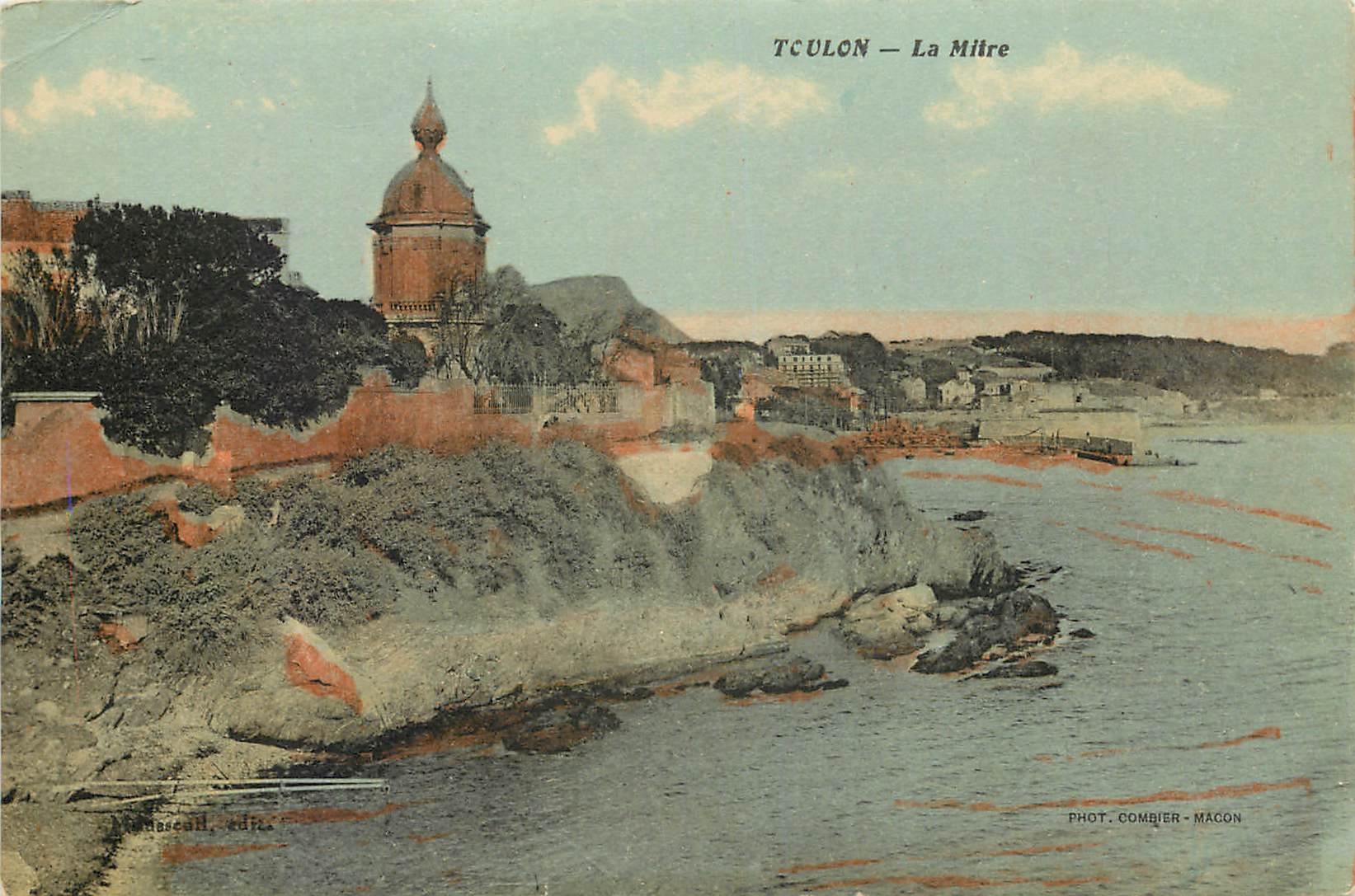 Tculon — La Mitre — Phot. Combier-Macon