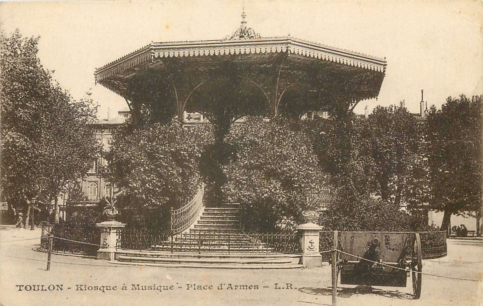 CPA Toulon Kiosque a Musique Place d'Armes 