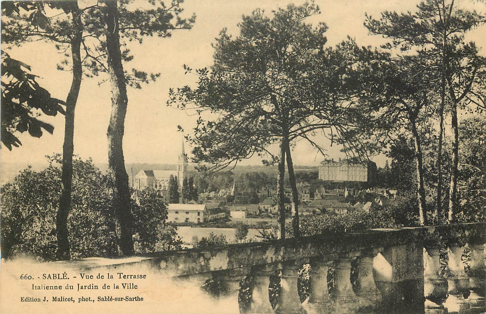 CPA Sable Vue de la Terrasse italienne du Jardin de la Ville 