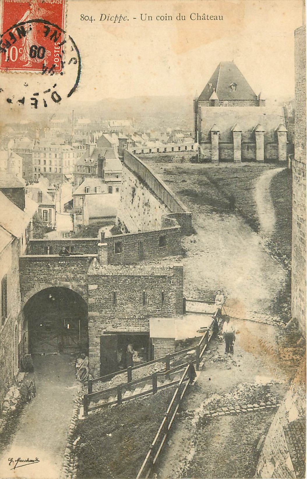 CPA Dieppe In coin du Chateau 