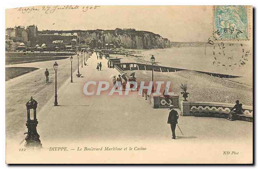 CPA Dieppe Le Boulevard Maritime et le Casino 