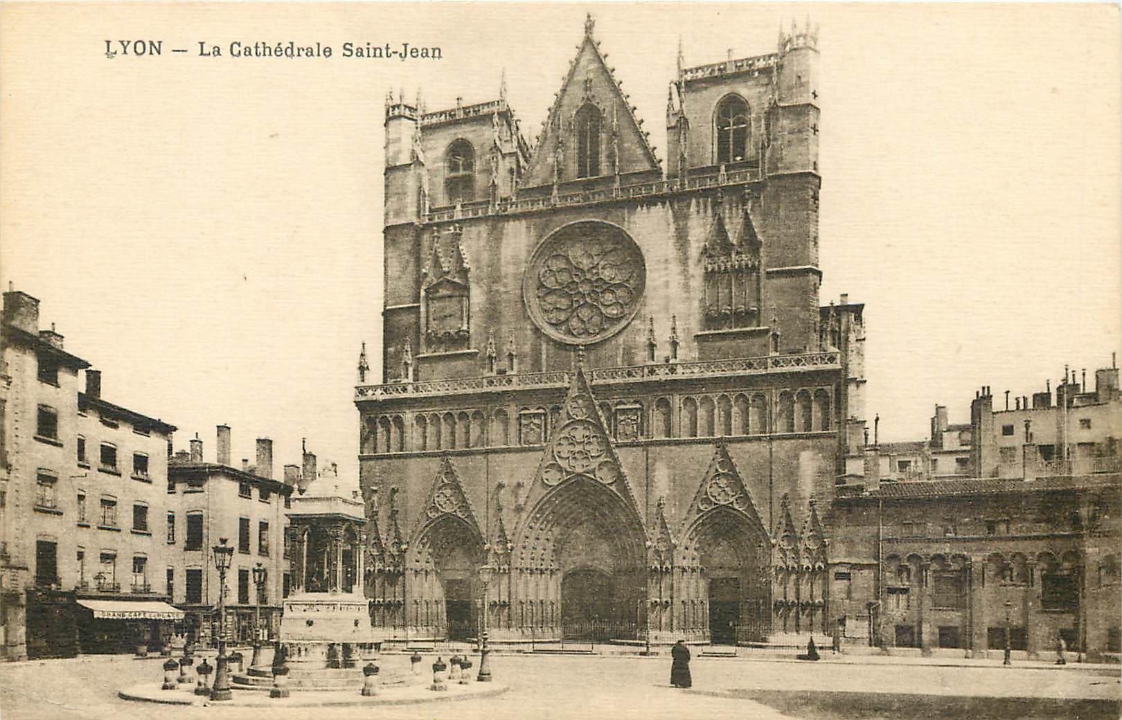 CPA Lyon La Cathedrale Saint Jean 