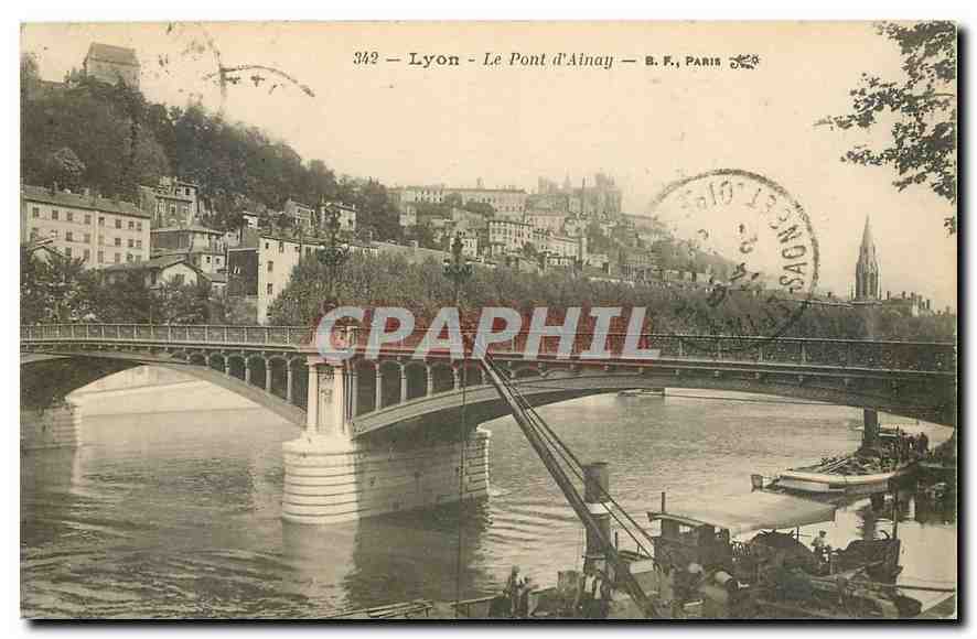 CPA Lyon Le Pont d'Ainay Bateaux
