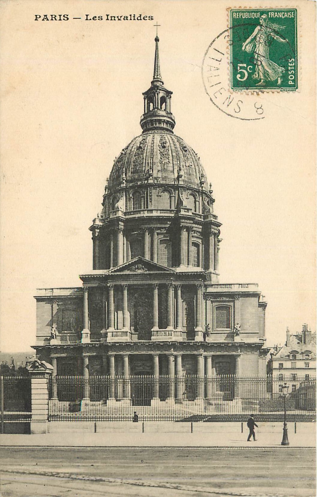 CPA Paris Les Invalides 