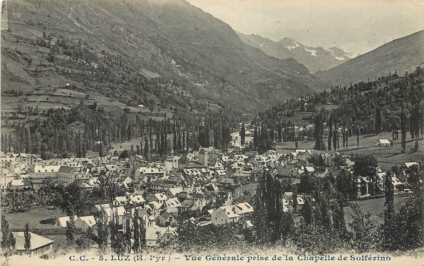 CPA Luz H Pyr Vue Generale prise de la Chapelle de Solferino 