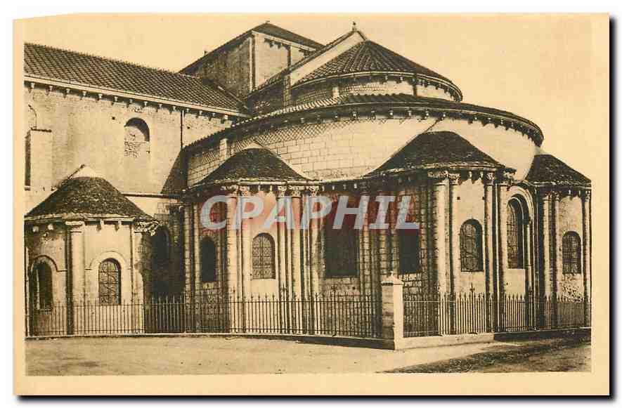 Église Saint-Hilaire-le-Grand — Absides romanes du Chevet — POITIERS (Vienne)