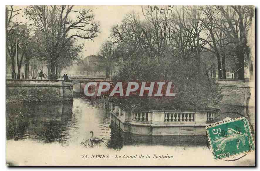 CPA Nimes Le Canal de la Fontaine 