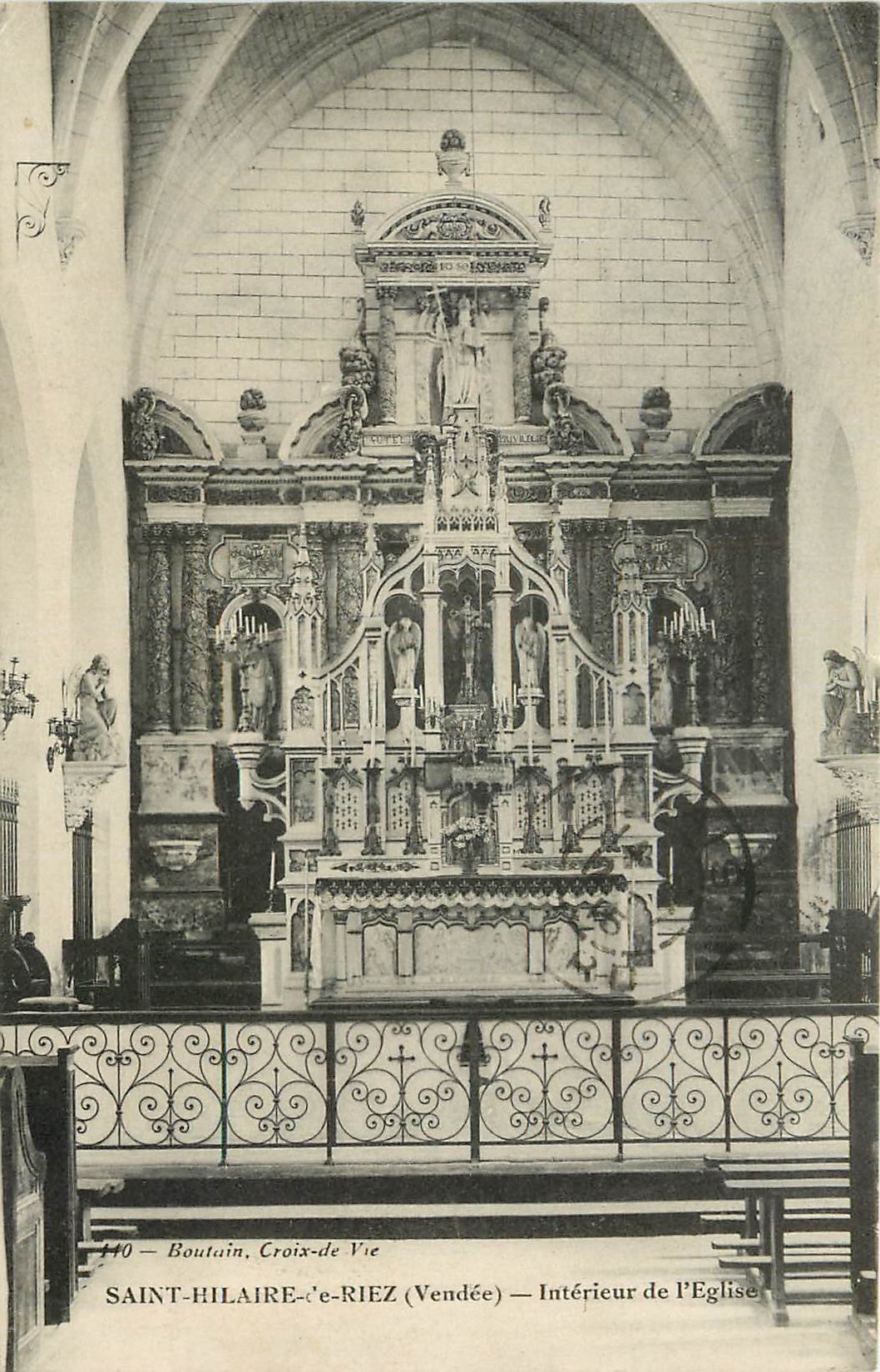 CPA Saint Hilaire de Riez Vendee Interieur de l'Eglise 