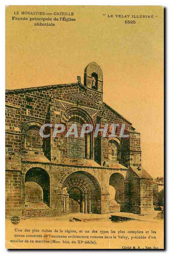 CPA Le Monastier sur Gazeille Facade principale de l'Eglise abbatiale Le Velay Illustre 