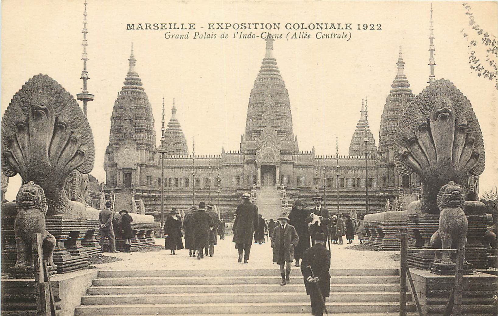 CPA Marseille Exposition coloniale 1922 Grand Palais de l'Indo-Chine Allee Centrale 
