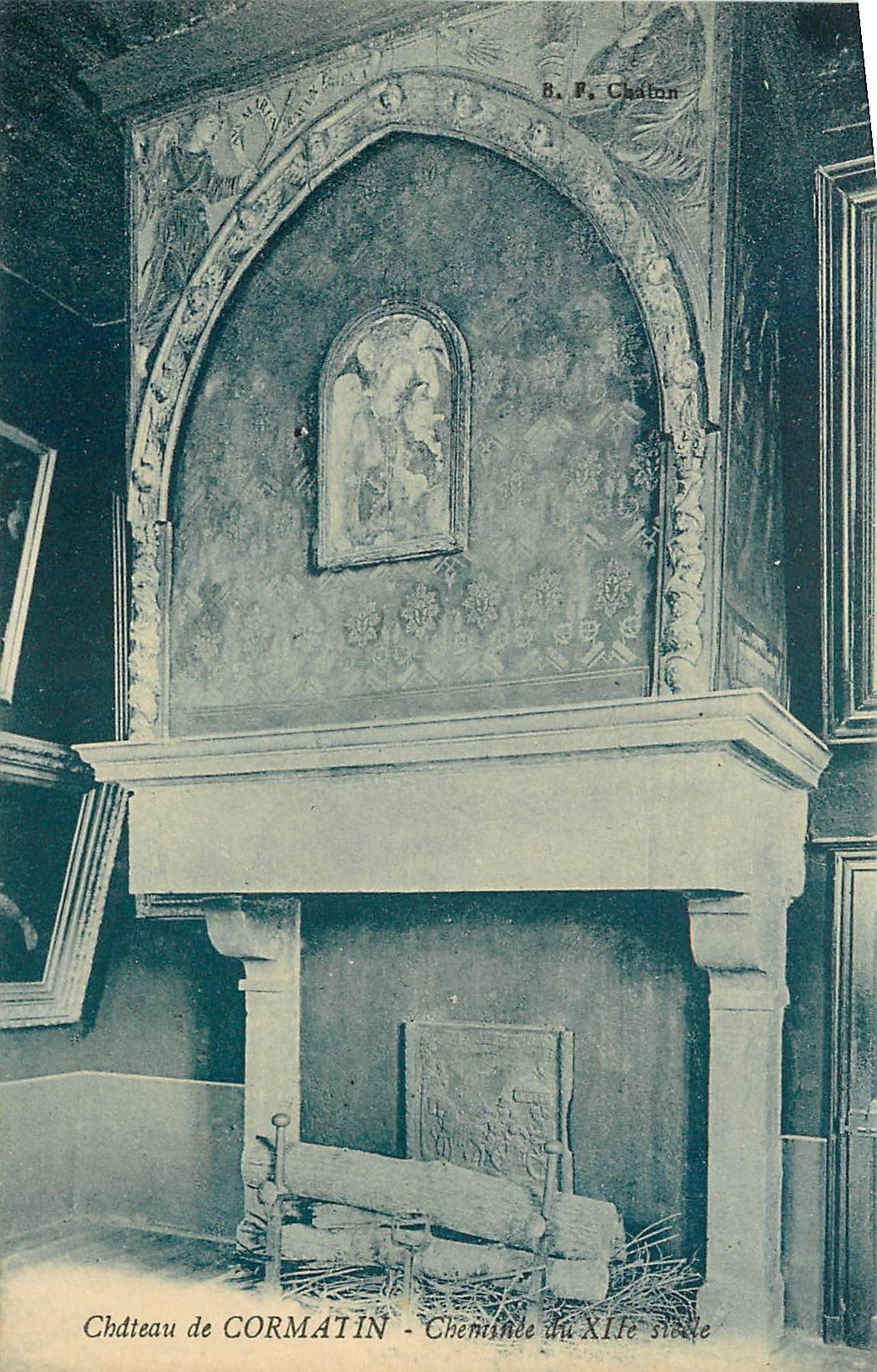 CPA Chateau de Cormatin Cheminee du XII siecle 
