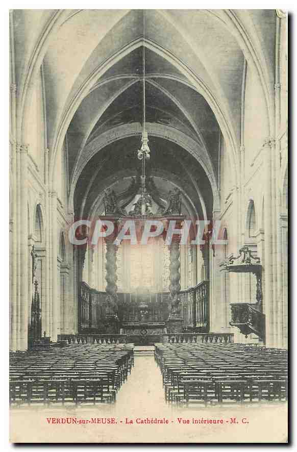 CPA Verdun sur Meuse La Cathedrale Vue interieure 