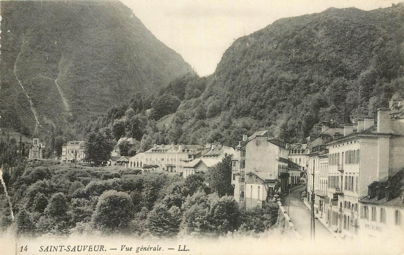 Saint-Sauveur — Vue générale — LL.