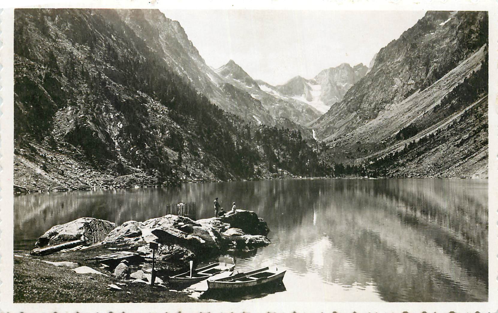 CPA Cauterets Le Lac de Gaube et le Vignemale 