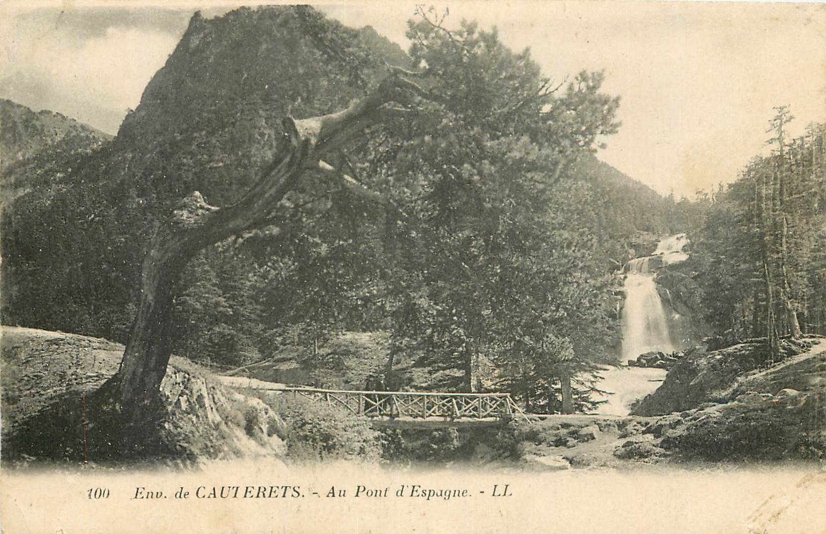CPA Env de Cauterets Au Pont d'Espagne 