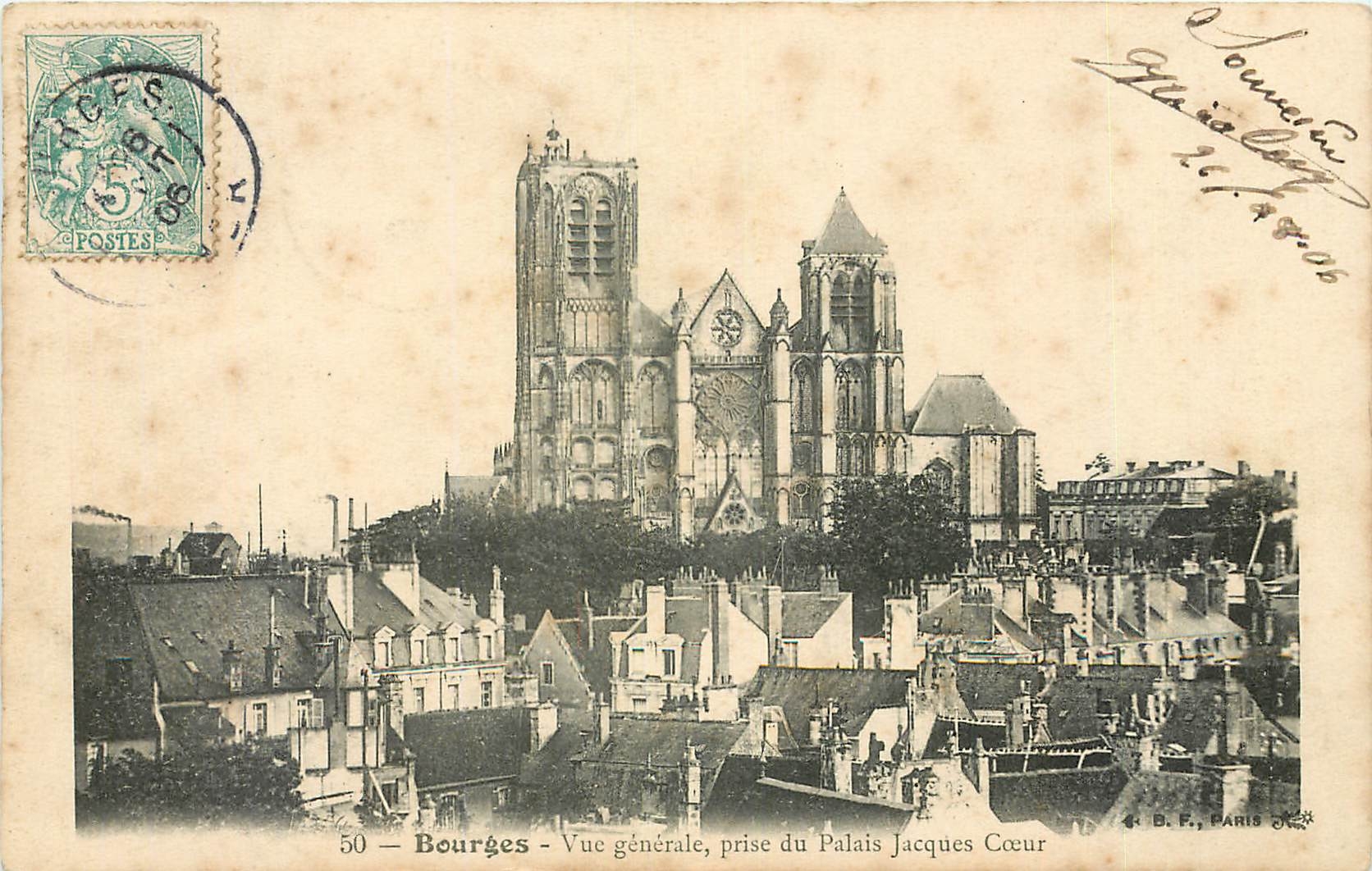 CPA Bourges Vue generale prise du Palais Jacques Coeur 