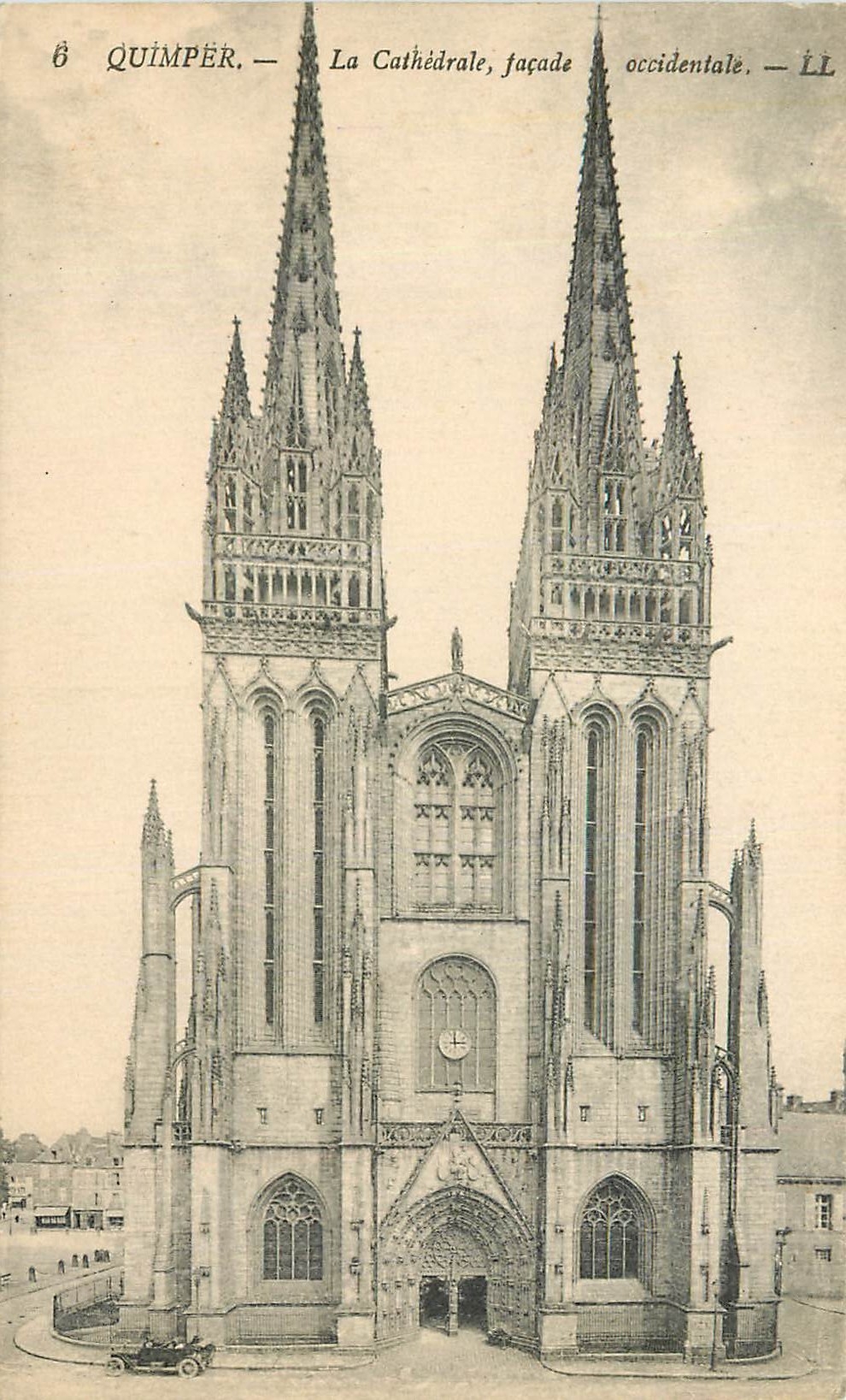CPA Quimper La Cathedrale facade occidentale 