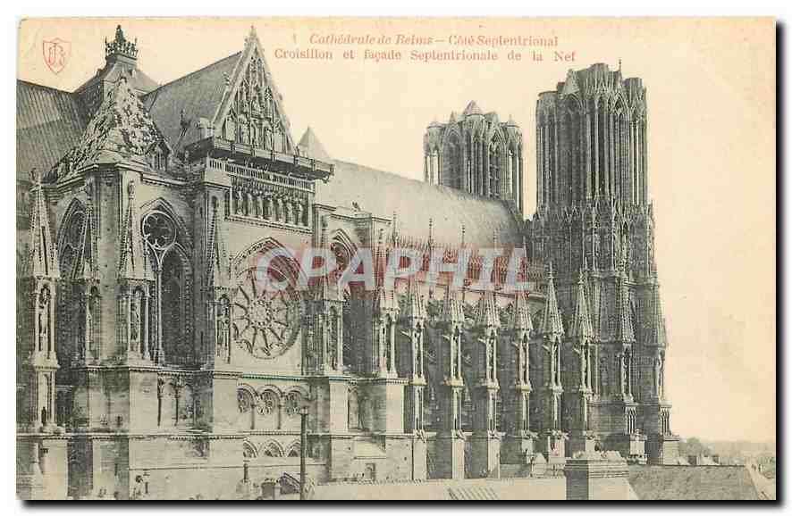 CPA Cathedrale de Reims Cote Septentrional Croisillon et facade septentrionale de la Nef 