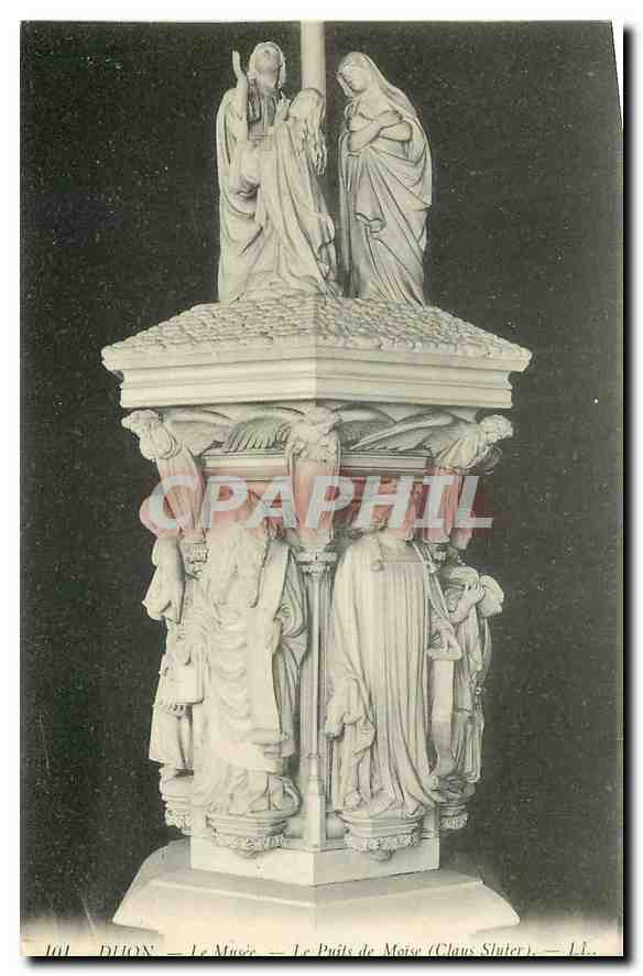 CPA Dijon le Musee Le Puits de Moise Claus Sluter