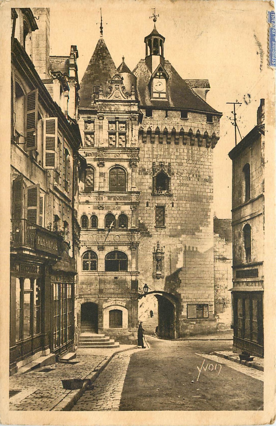 CPA La Douce France Chateaux de la Loire Loches L'Hotel de Ville 