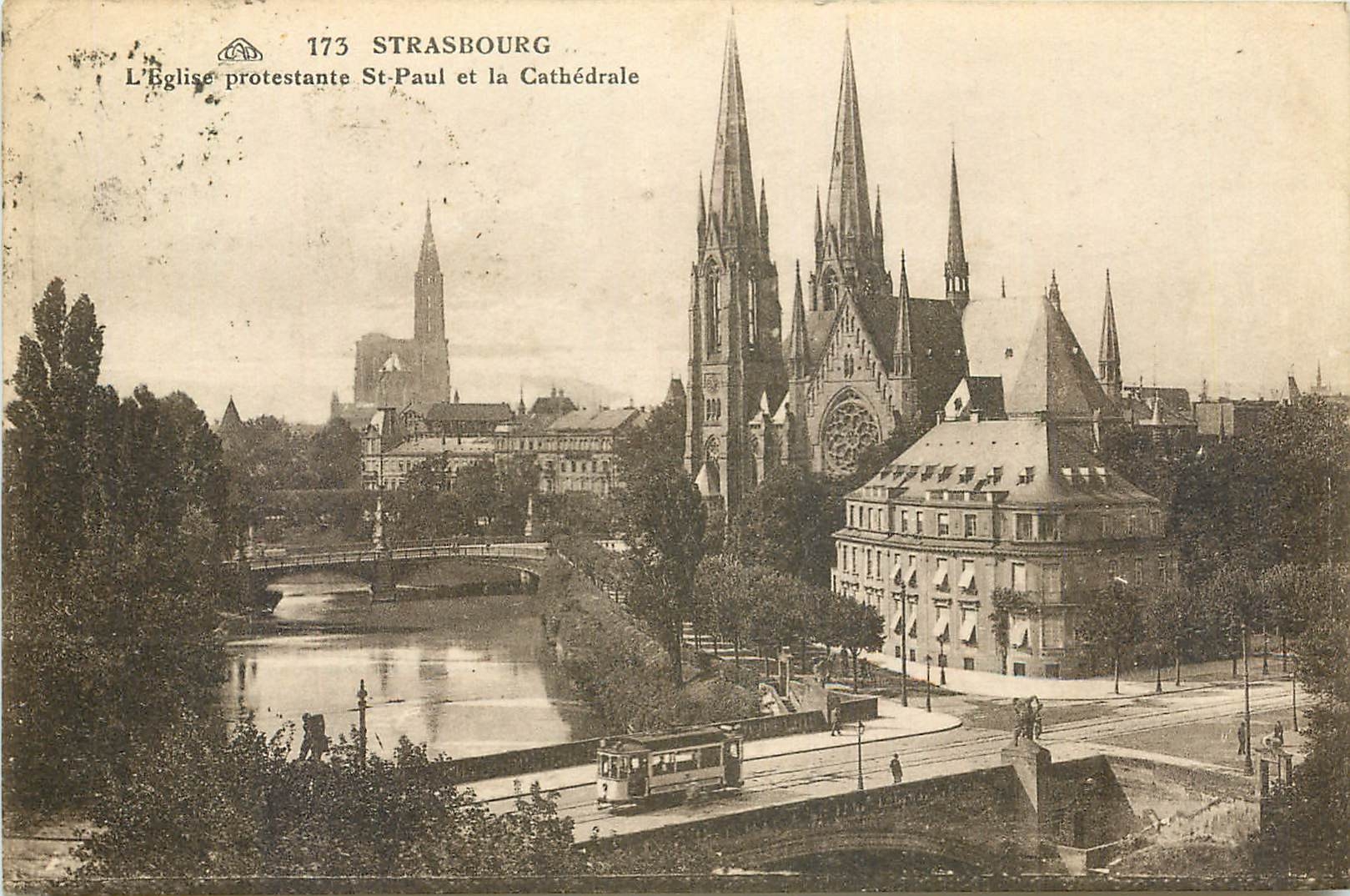 CPA Strasbourg l'Eglise protestante St Paul et la Cathedrale 
