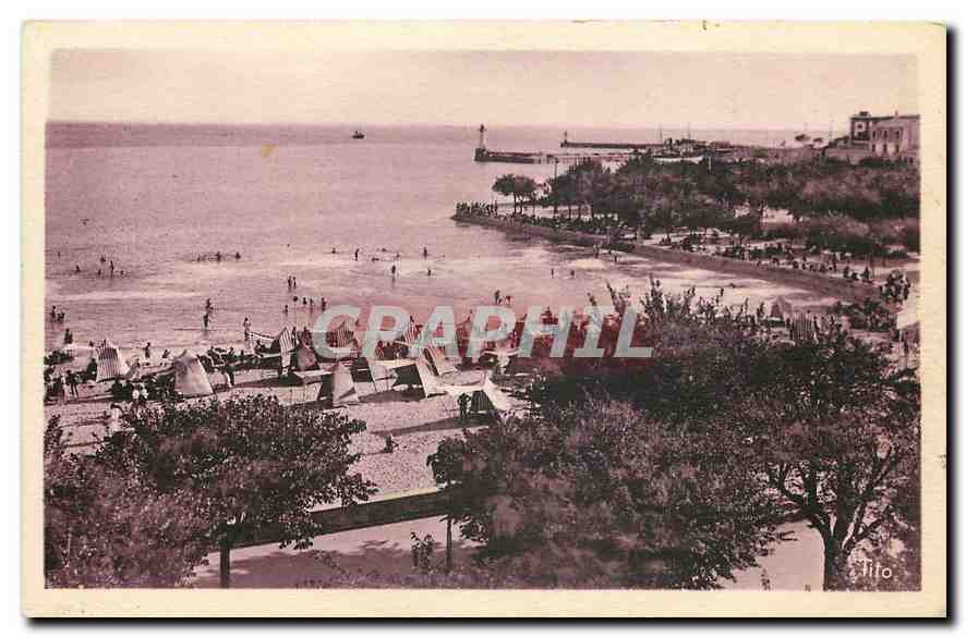 CPA La Cote d'Argent Royan Le Square Botton les deux Jetees 