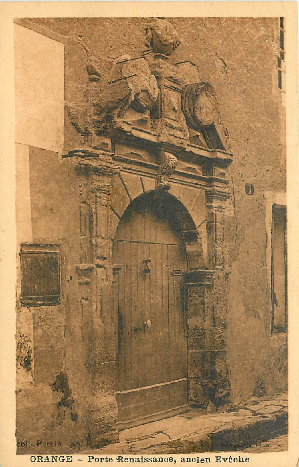 CPA Orange Porte Renaissance ancien Eveche 