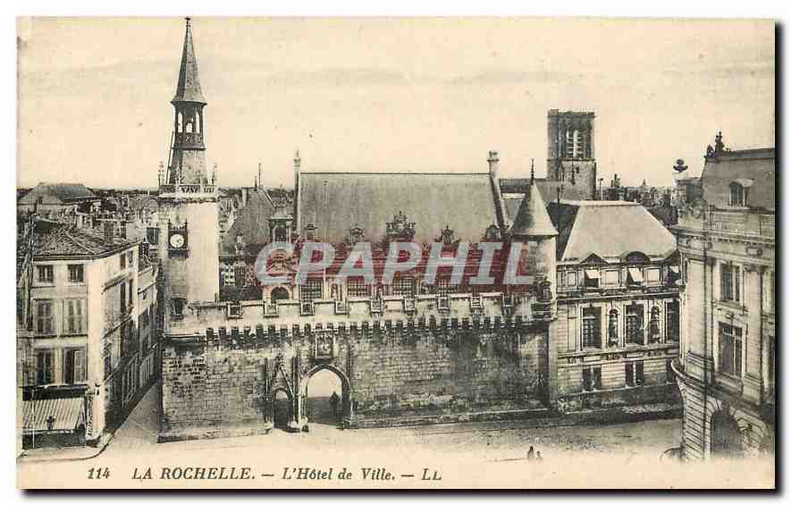CPA La Rochelle l'Hotel de Ville 