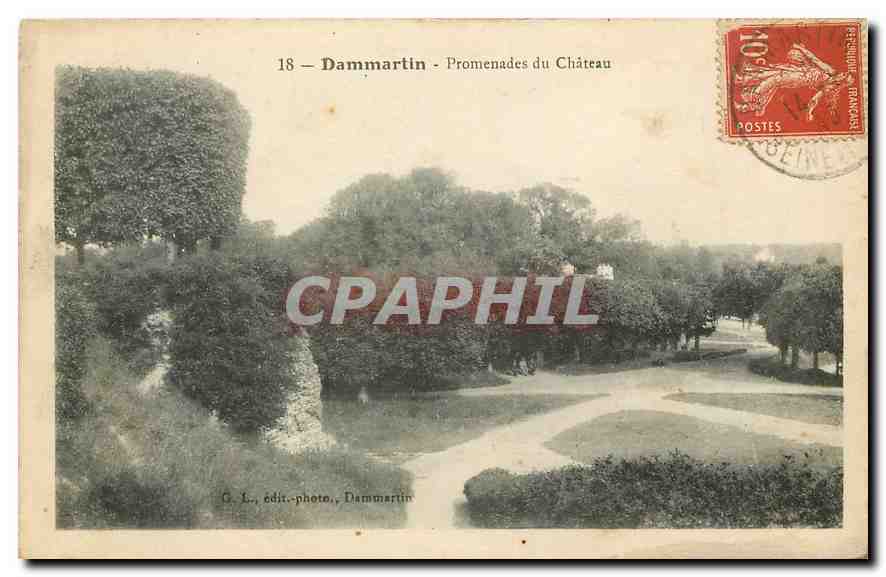 CPA Dammartin Promenades du Chateau 