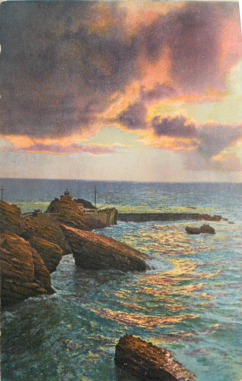 CPA Biarritz Soleil couchant au Rocher de la Vierge 