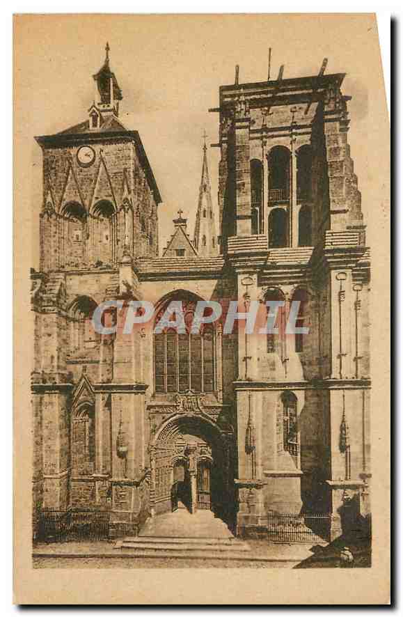 CPA Guingamp la Basilique Notre dame de Bon Secours facade occidentale 