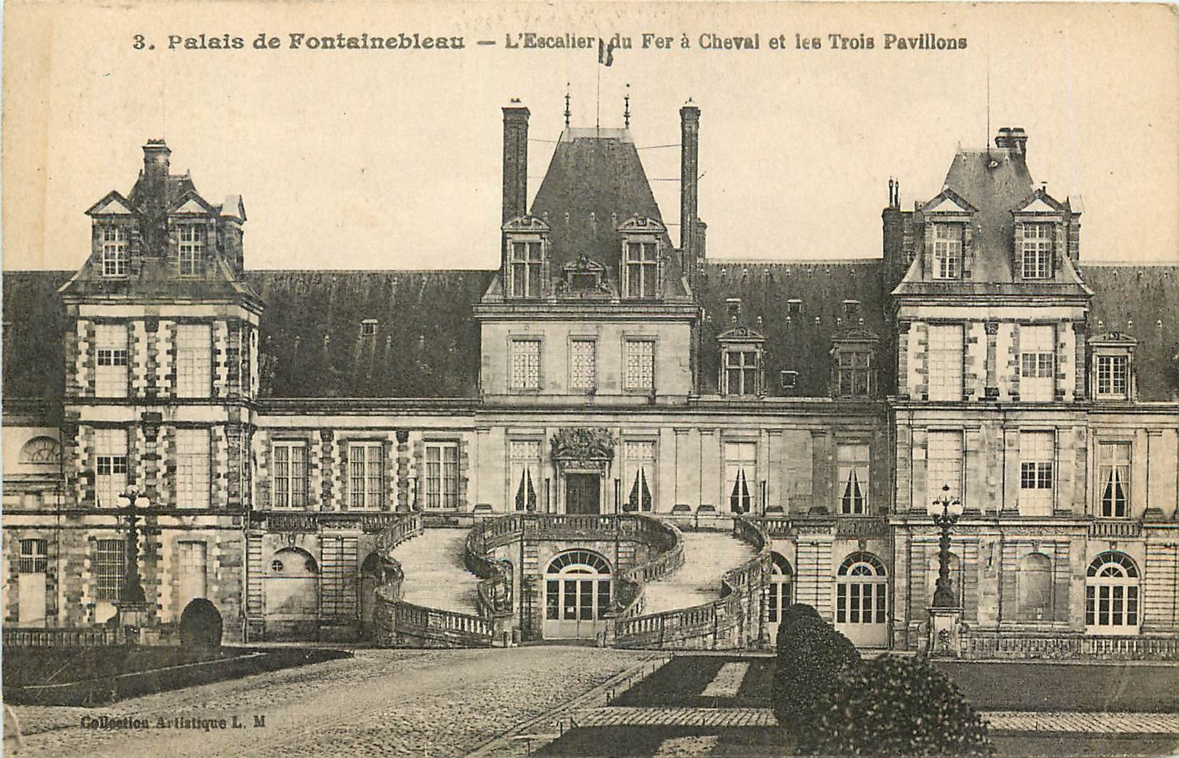 Paleis van Fontainebleau — De Trap van het Paard en de Drie Paviljoens — Artistieke Collectie L. M.