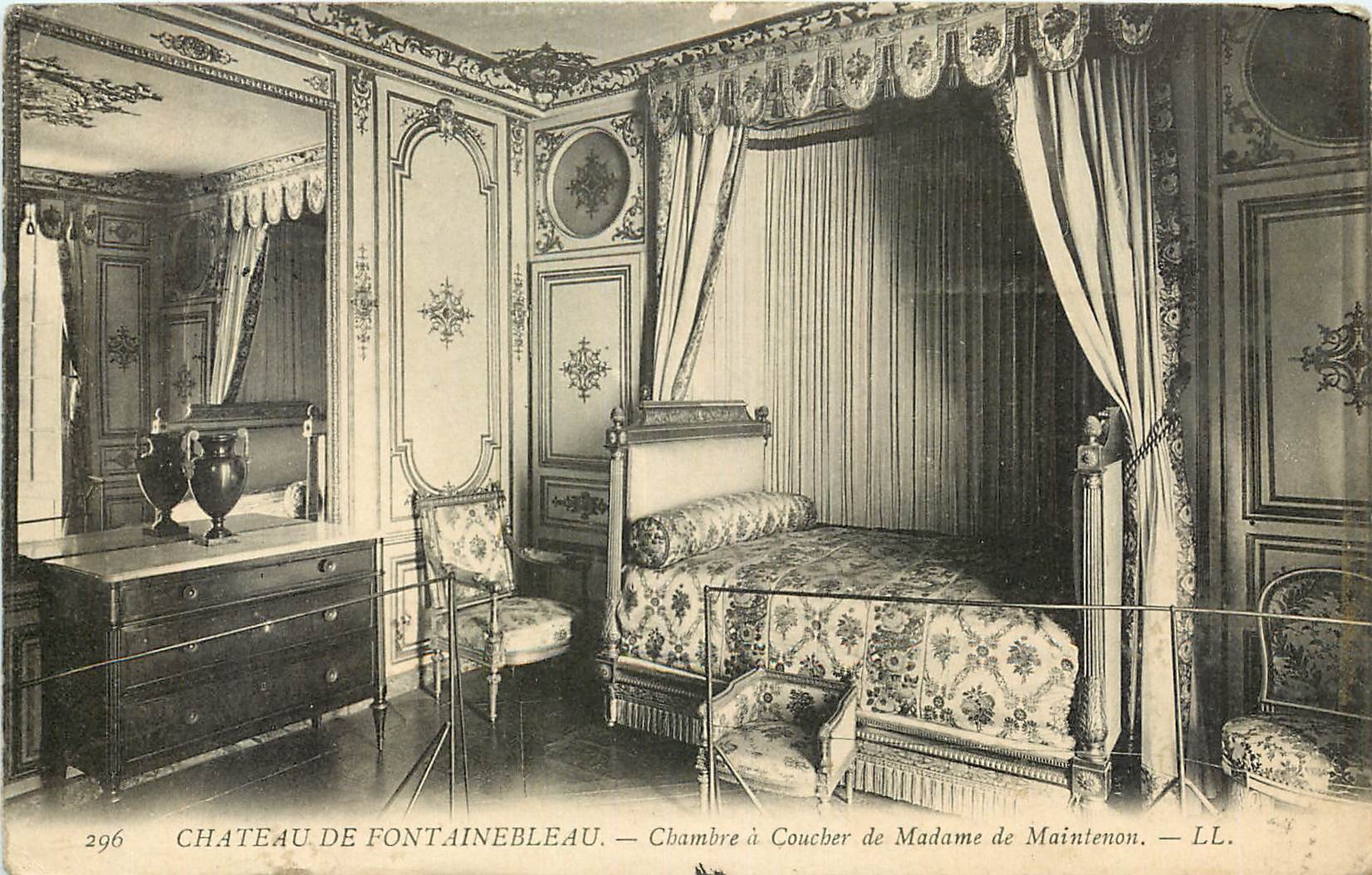 CPA Chateau de Fontainebleau Chambre a coucher de Madame de Maintenon 