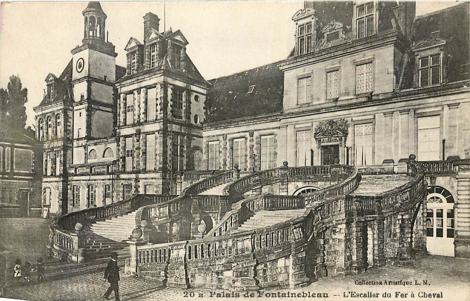 Schloss Fontainebleau — Die Eisenpferdestiege — Künstlerische Sammlung L. M.