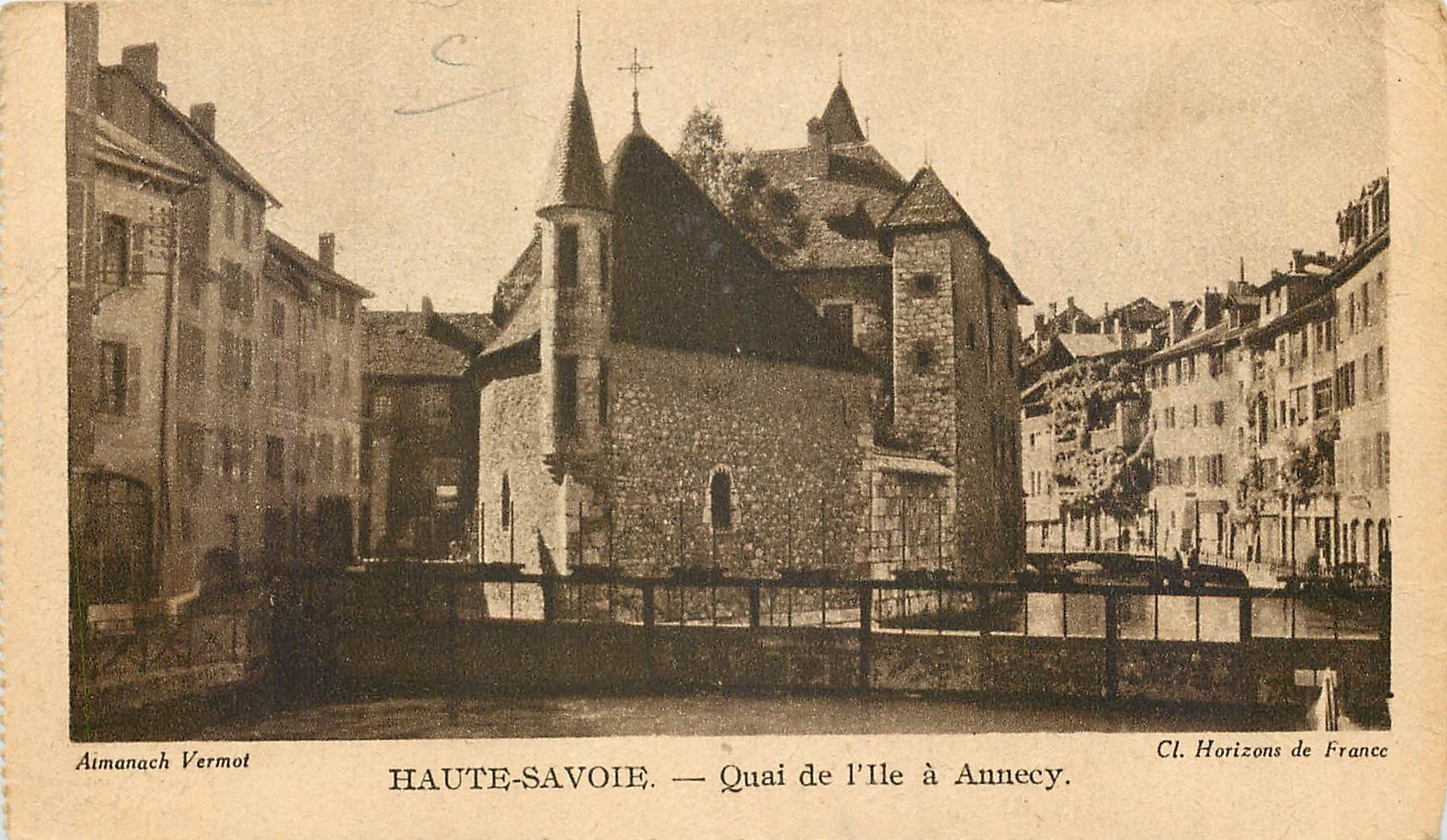 Quai de l'Île à Annecy — Haute-Savoie — Cl. Horizons de France