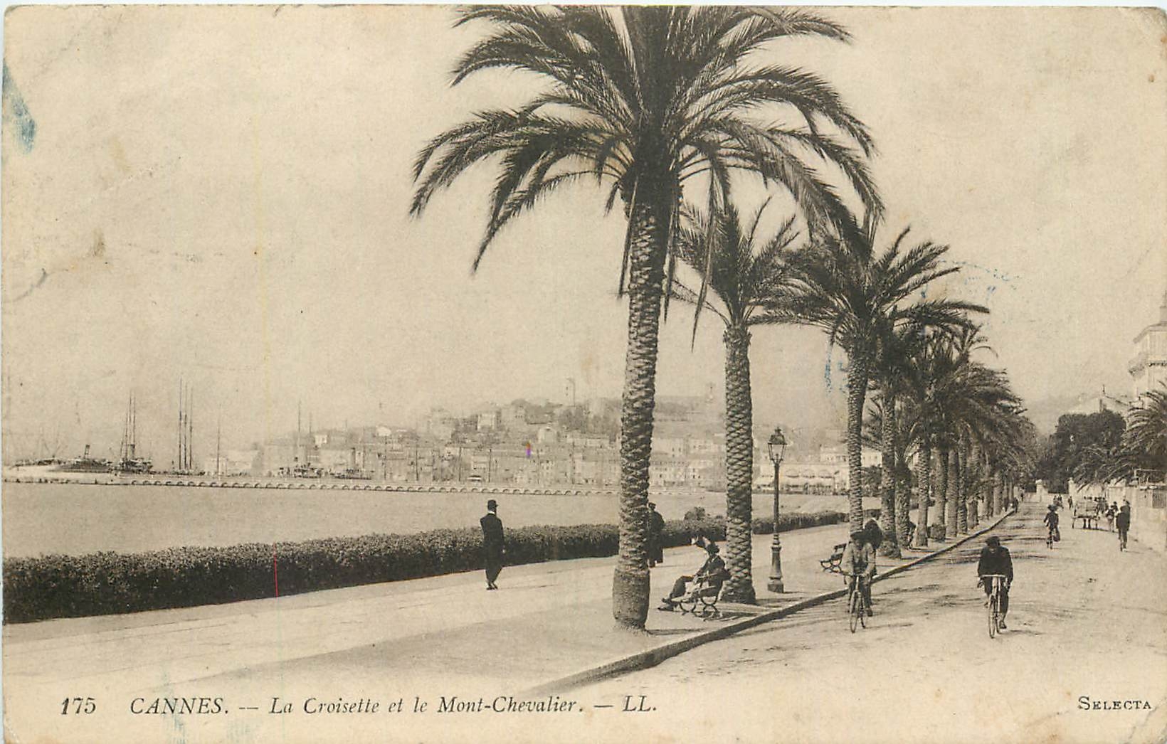 CPA Cannes la Croisette et le Mont Chevalier 