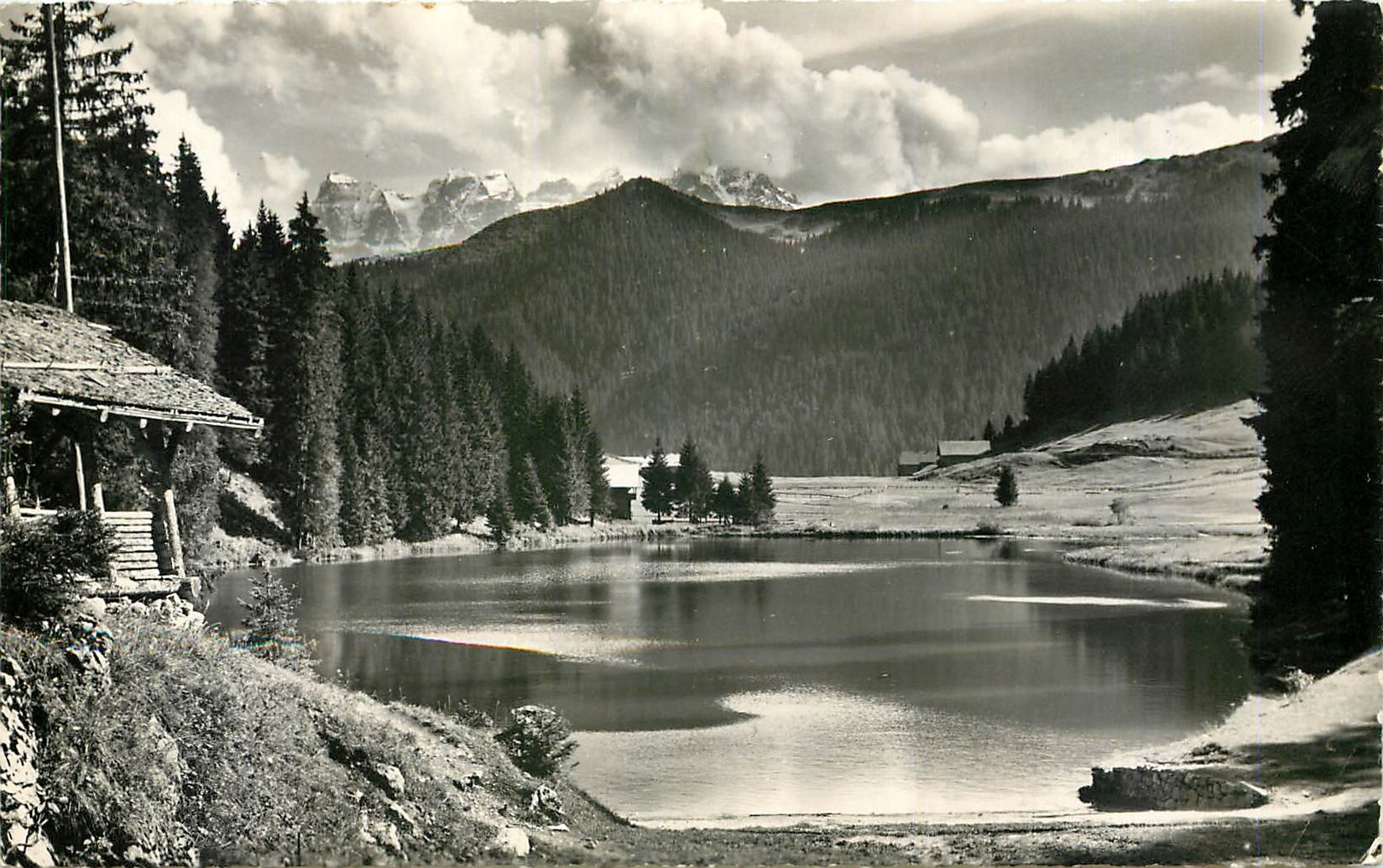 CPA Le Lac de Morgins Suisse et les Dents du Midi 