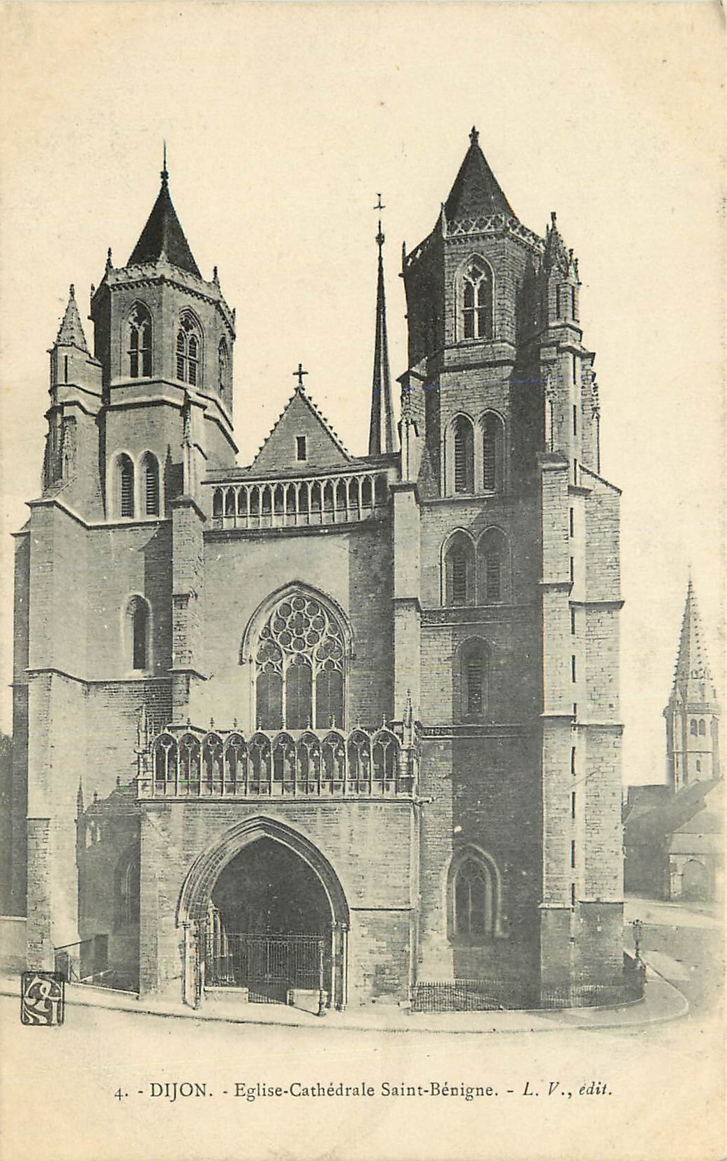 CPA Dijon Eglise Cathedrale Saint Benigne 