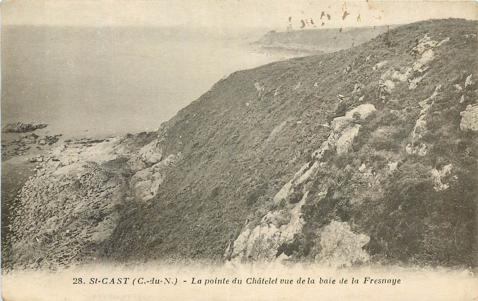 CPA St Cast C du N La pointe du Chatelet vue de la baie de la Fresnaye 