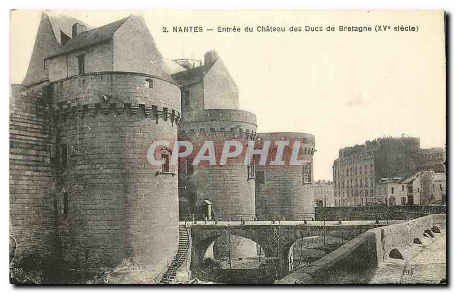 CPA Nantes Entree du Chateau des Ducs de Bretagne 